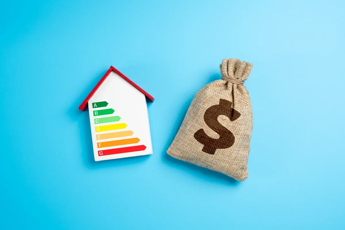 Smart thermostat helping an Arizona homeowner save on cooling costs